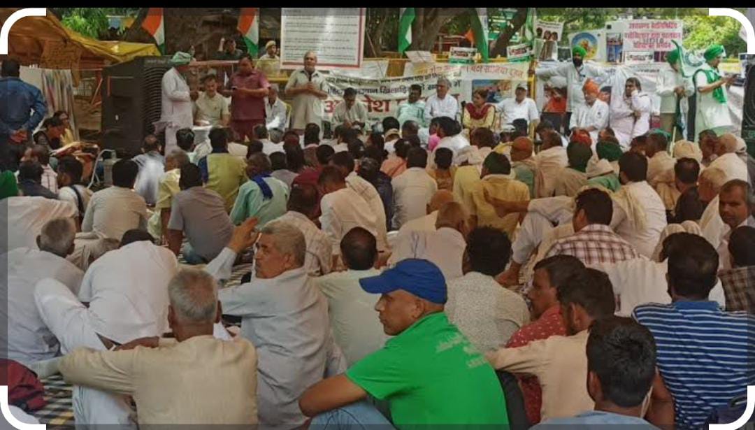 जंतर मंतर पे फिर हुआ हंगामा…बजरंग पुनिया, साक्षी मालिक और विनेश फोगाट के खिलाफ जम कर नारेबाजी…