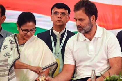 लोकसभा चुनाव नजदीक आते ही पश्चिम बंगाल की सियासत गरमाई……