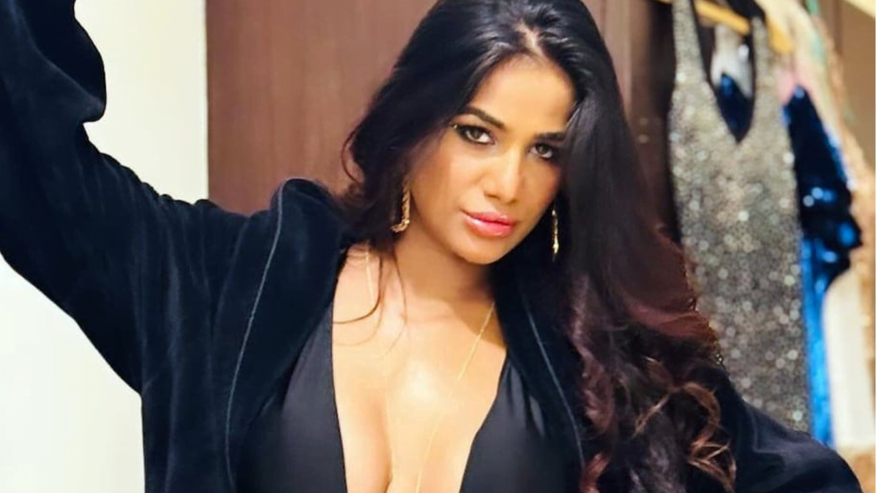 Poonam pandey death