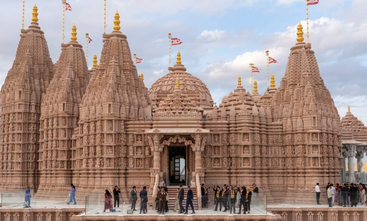 अबू धाबी में भव्य हिंदू मंदिरः एक अद्भुत रचना