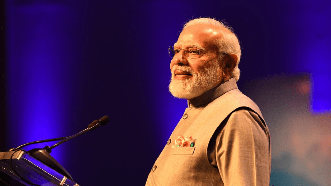 प्रधानमंत्री मोदी का मिशन दक्षिणः लाखों का उपहार देने का वादा करने का दूसरा दिन