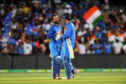 Dinesh Karthik hit such a six that the ball went outside the stadium.